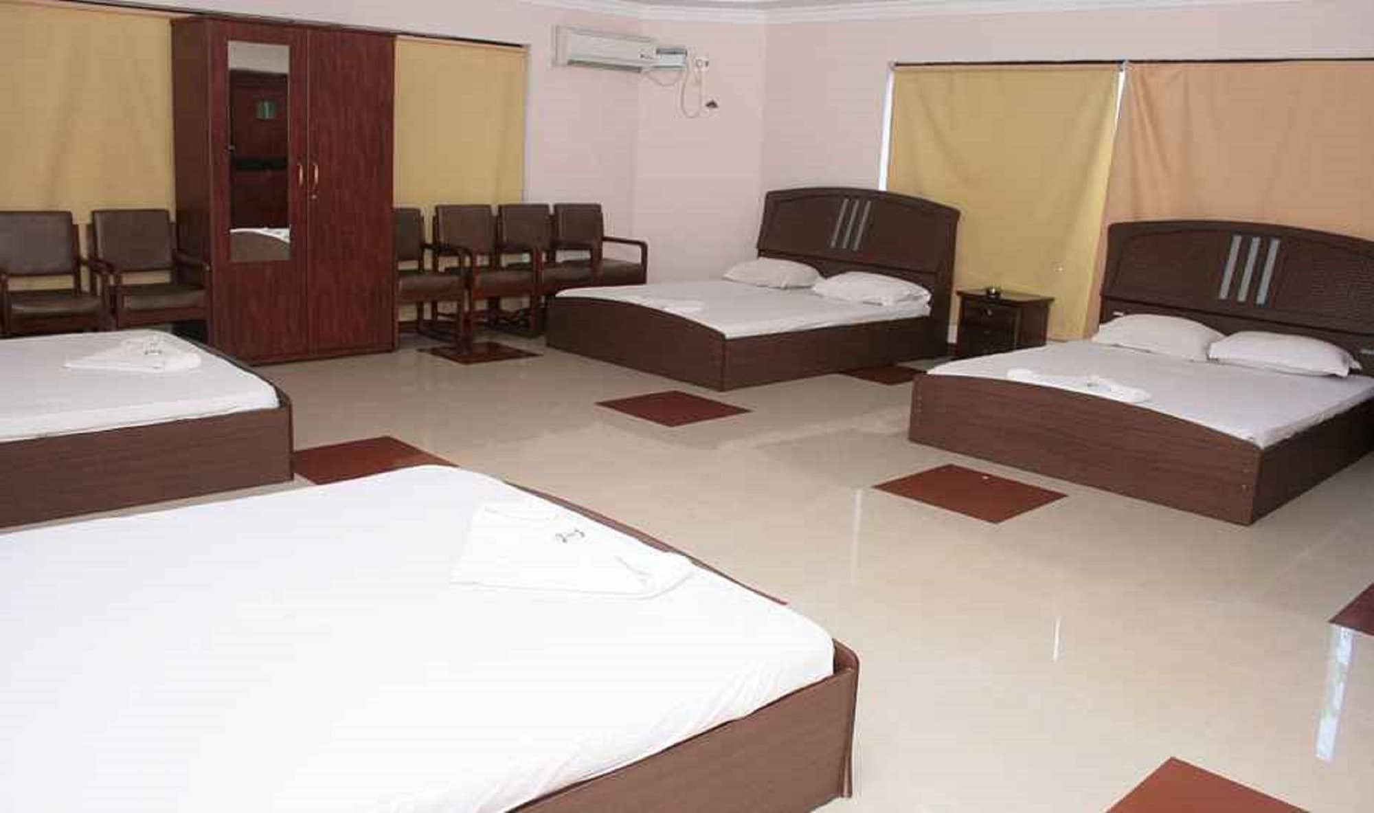Park Beach Resort Chennai Extérieur photo